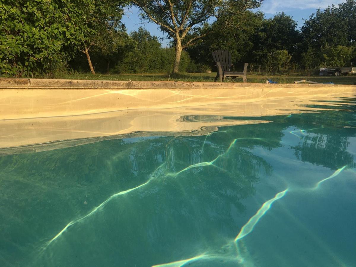 Maison Périgord Piscine Et Hébergement de vacances *